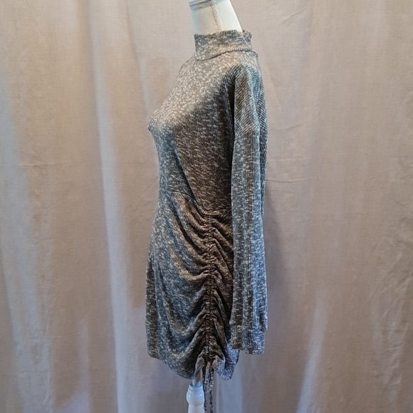 XHILARATION Grey Sheath Dress with Ruched Detail, EUC, mini, soft, comfortable - Picture 5 of 6